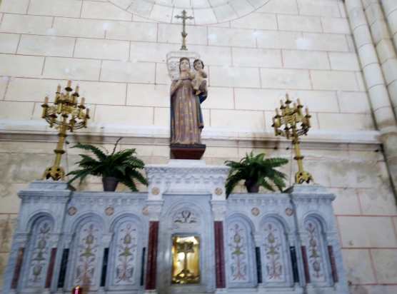 Statua in legno della Madonna di Montuzet e reliquiario di Santa Fruttosio